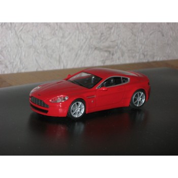 Де Агостини. Машинка Aston Martin (WELLY)